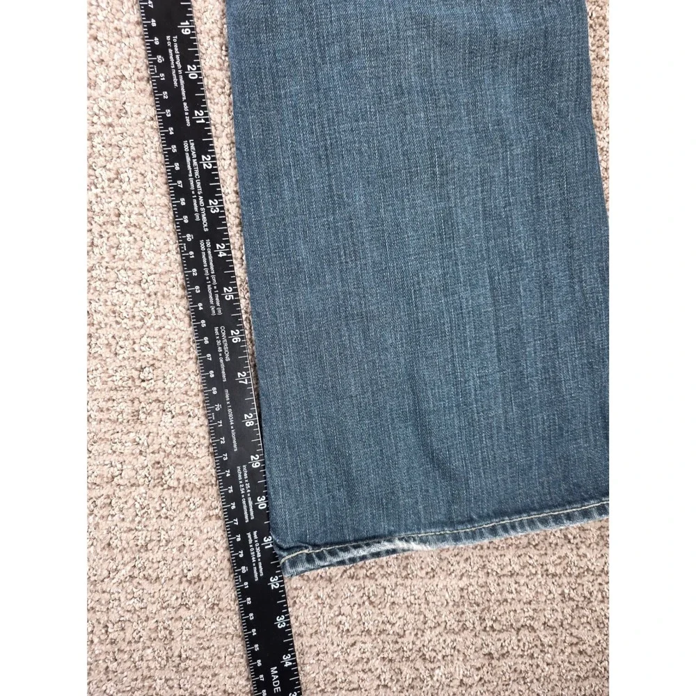BKE Fulton Mens Bootcut Jeans Blue Denim Size 30x32 Distressed Pocket Details - Picture 10 of 10